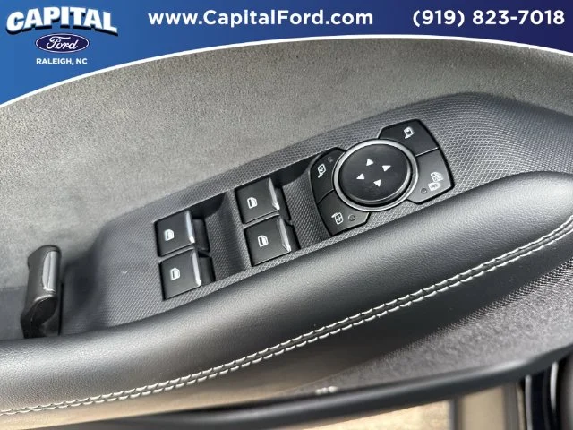 Used 2025 Black Ford GT image 21