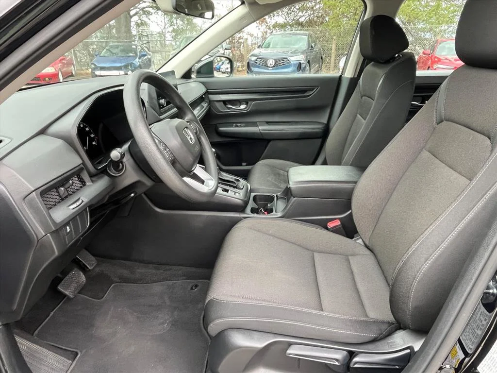 2024 Honda CR-V LX - Photo 31