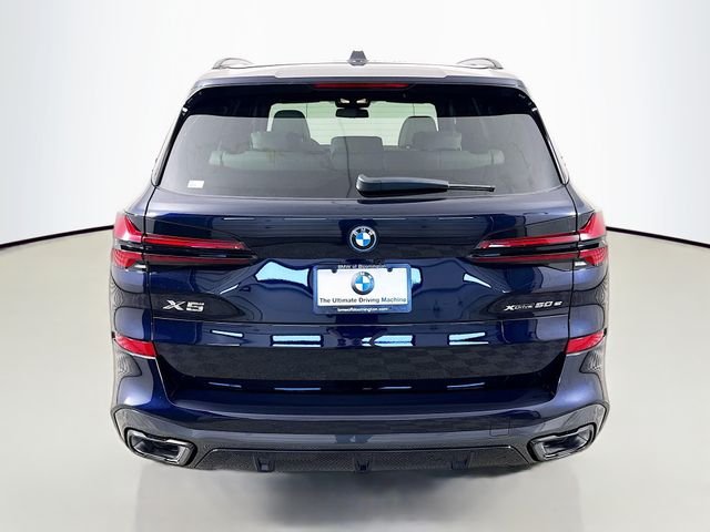 New 2026 Carbon Black Metallic BMW xDrive50e image 6