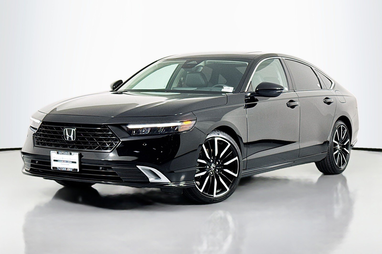 2025 Honda Accord Hybrid Touring's photo