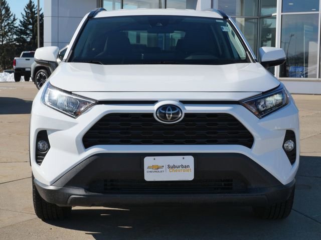 Used 2020 Toyota RAV4 XLE with VIN 2T3P1RFV2LW139839 for sale in Eden Prairie, Minnesota