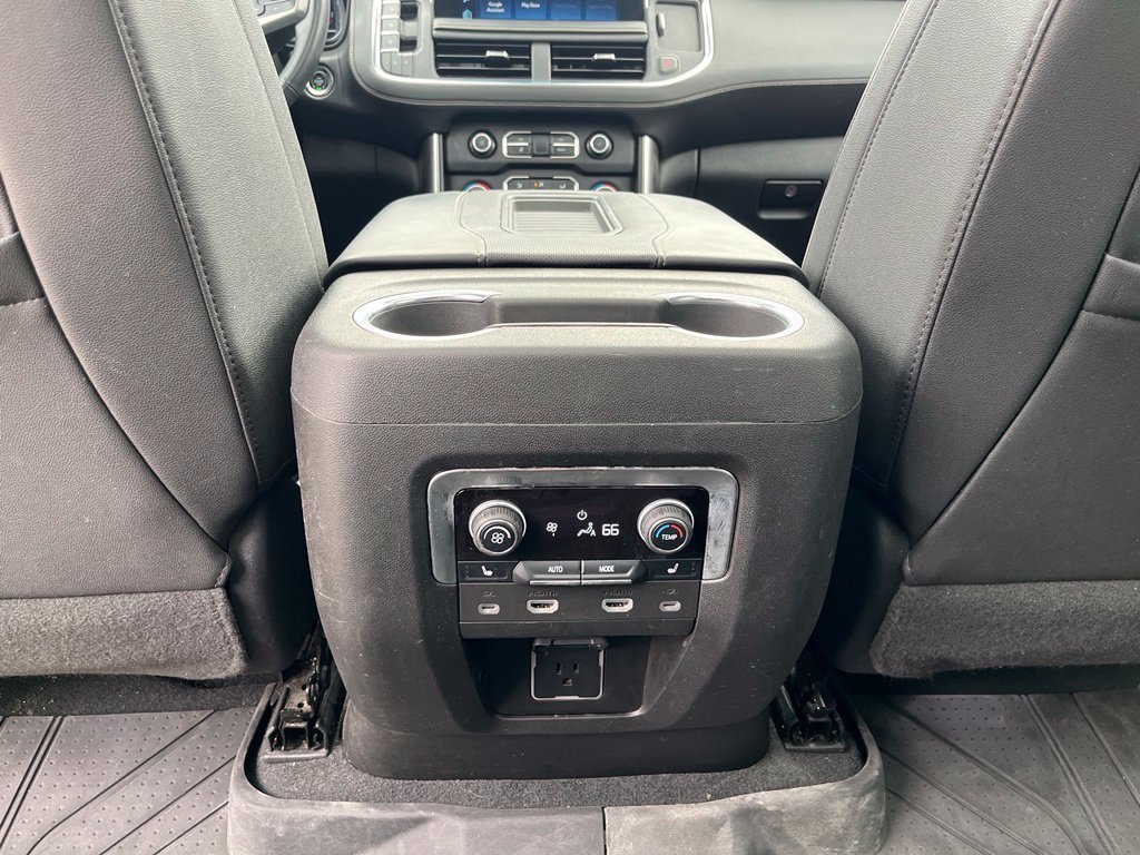 Used 2023 BLACK Chevrolet Premier image 31