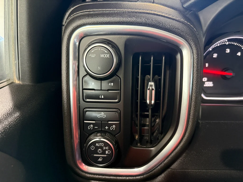 Used 2023 Summit White Chevrolet LT image 17