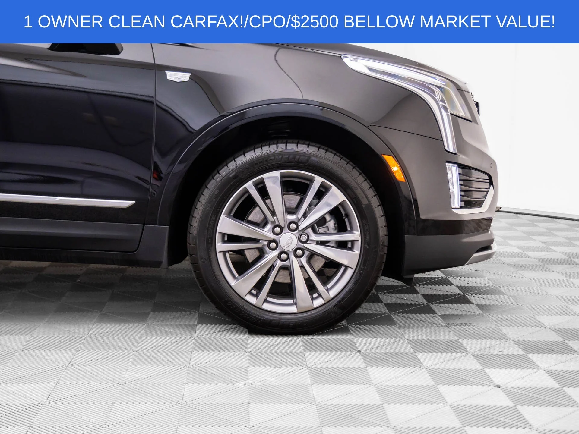 Used 2025 Black Cadillac Premium Luxury image 33