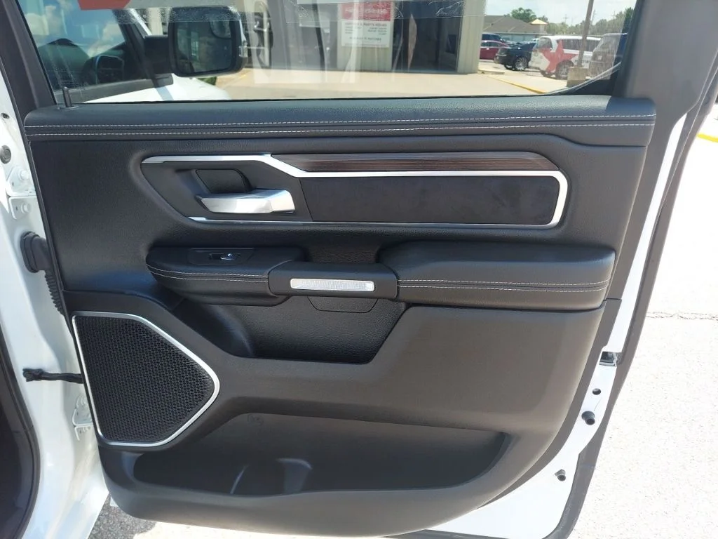 Used 2025 White Ram Laramie image 39