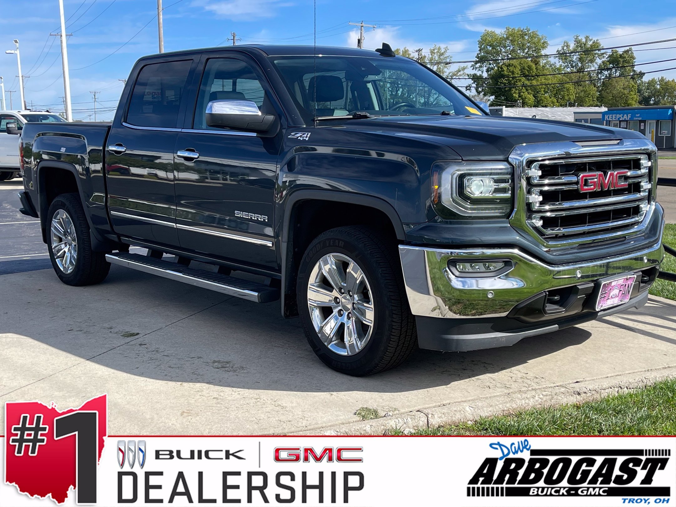 2017 GMC Sierra 1500 SLT 4WD photo