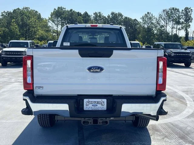 New 2026 Oxford White Ford XL image 3