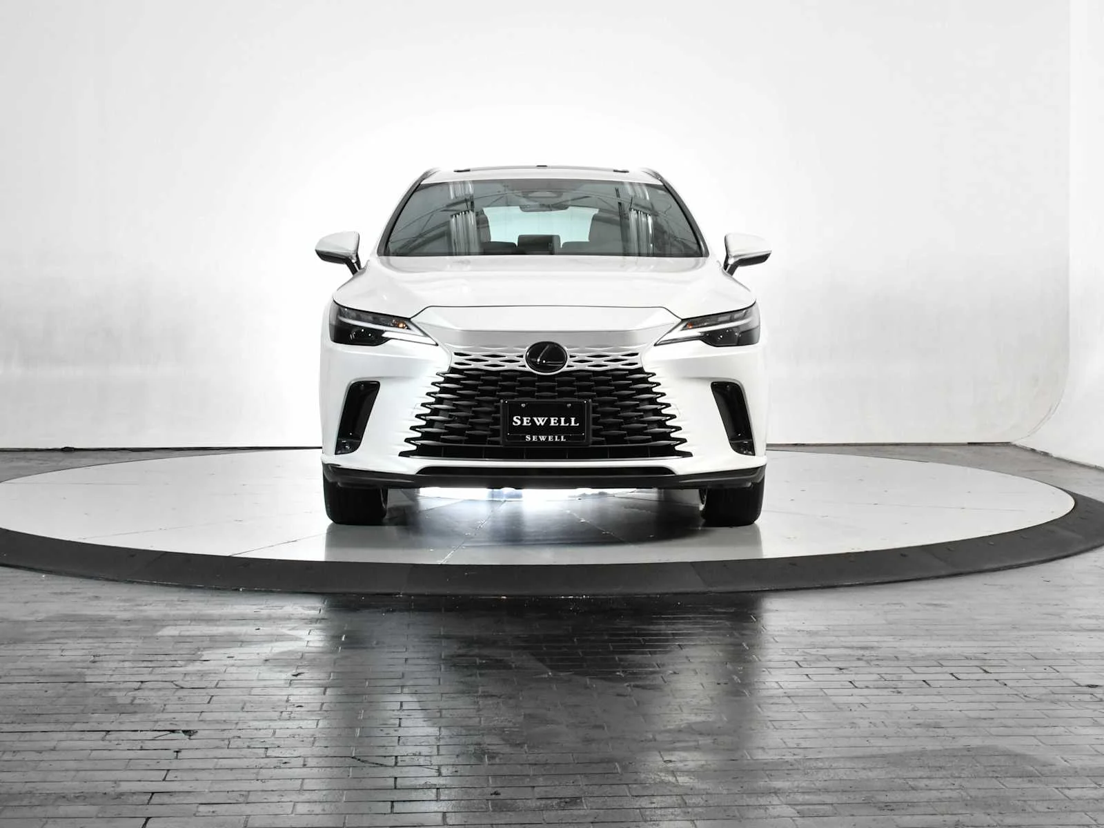 Used 2023 Eminent White Pearl Lexus Premium image 10