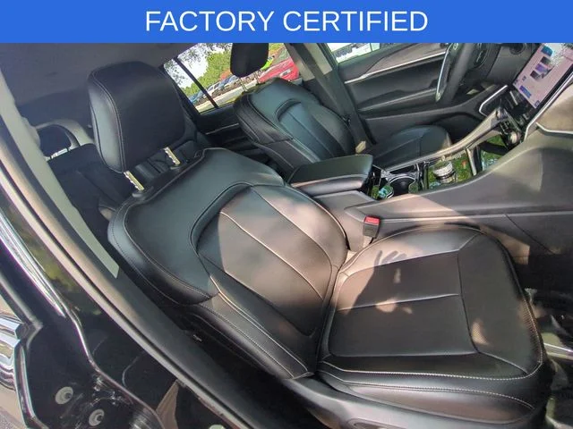 Used 2023 Black Jeep Limited image 37