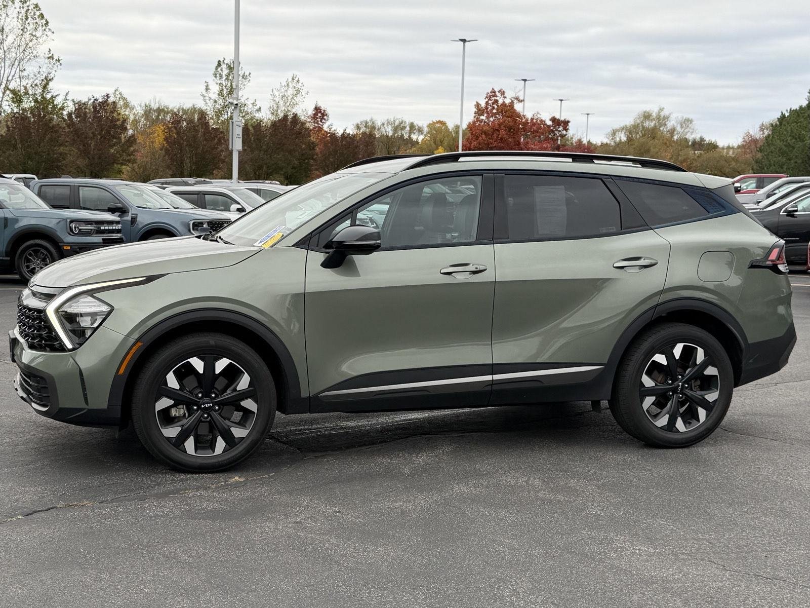 Used 2023 Jungle Green Kia X-Line image 4