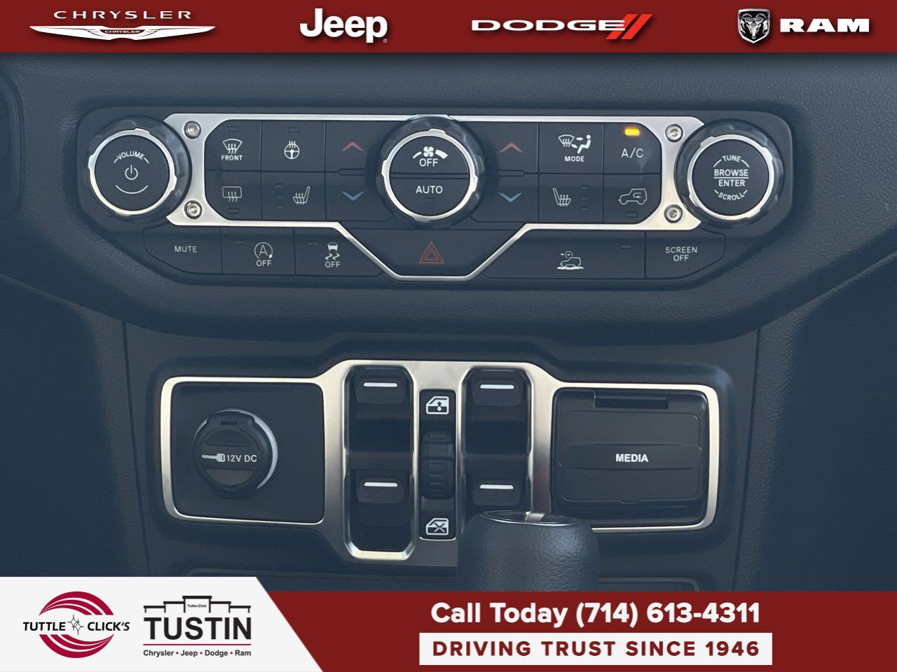 New 2026 Bright White Clearcoat Jeep California Edition image 19