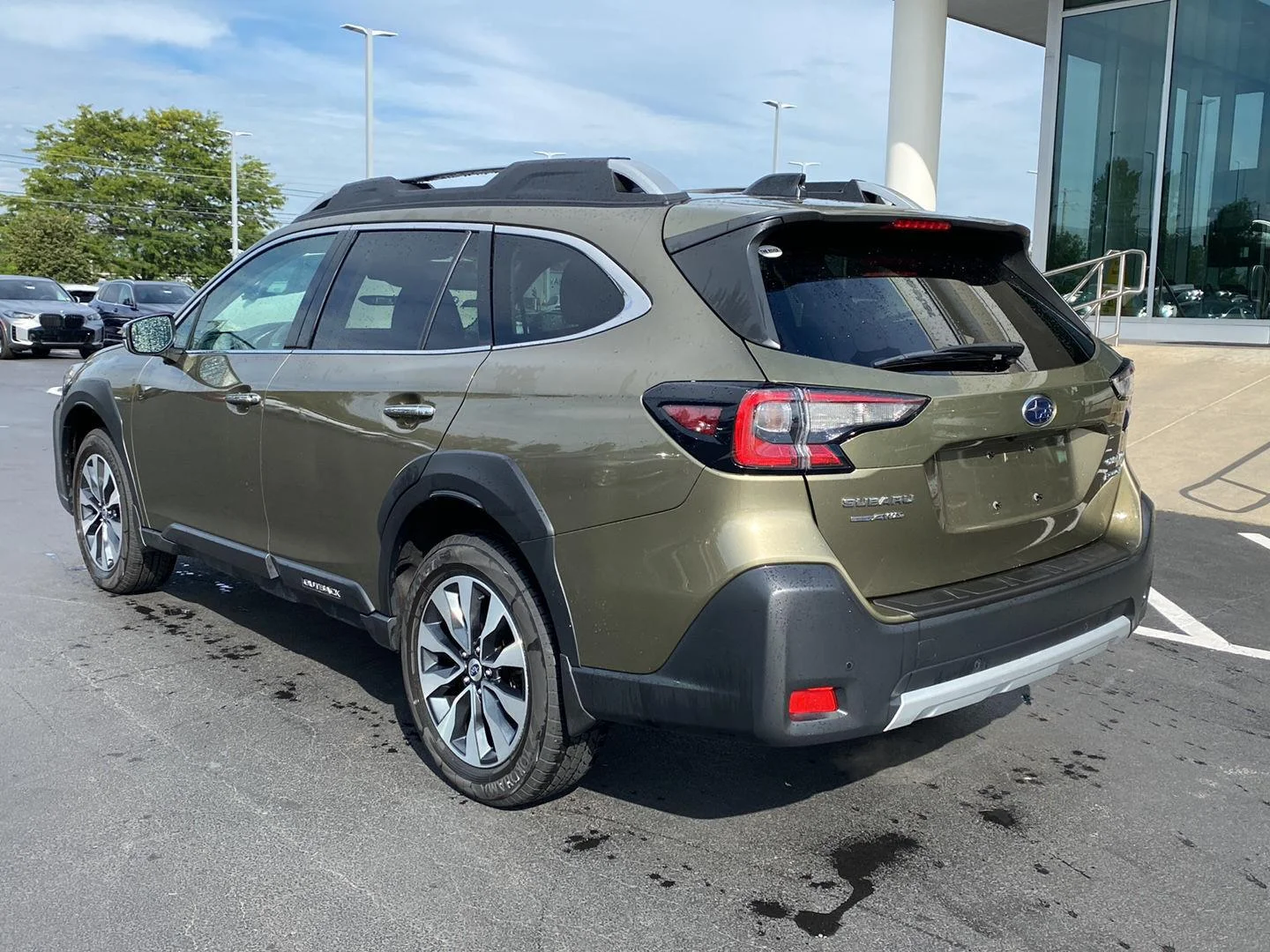 Used 2024 Autumn Green Metallic Subaru Touring XT image 5