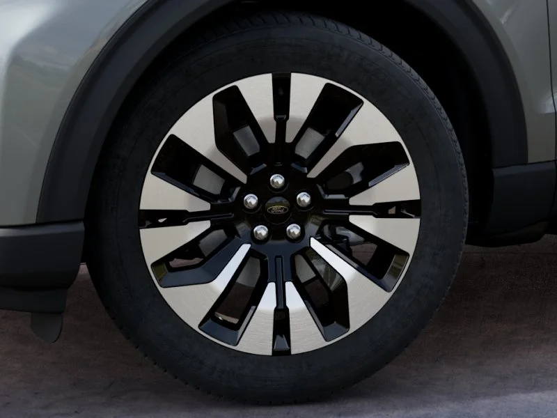 New 2027 Avalanche Gray Ford Platinum™ image 19