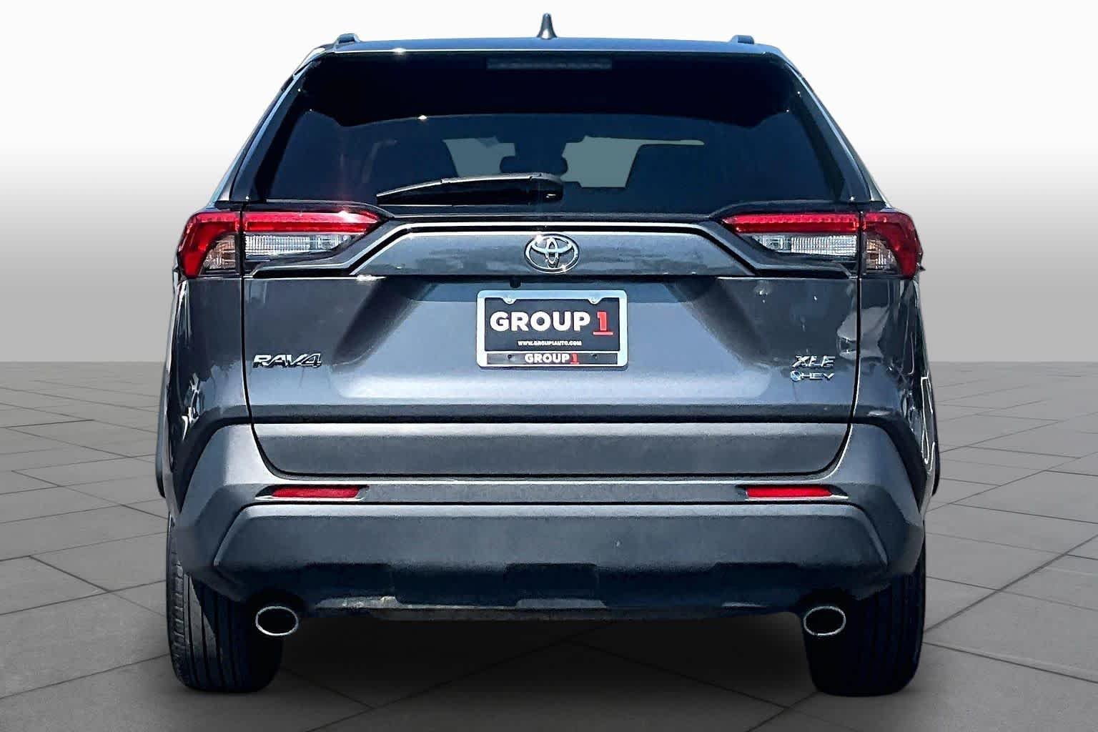 Certified Used 2025 Magnetic Gray Metallic Toyota Hybrid XLE image 5