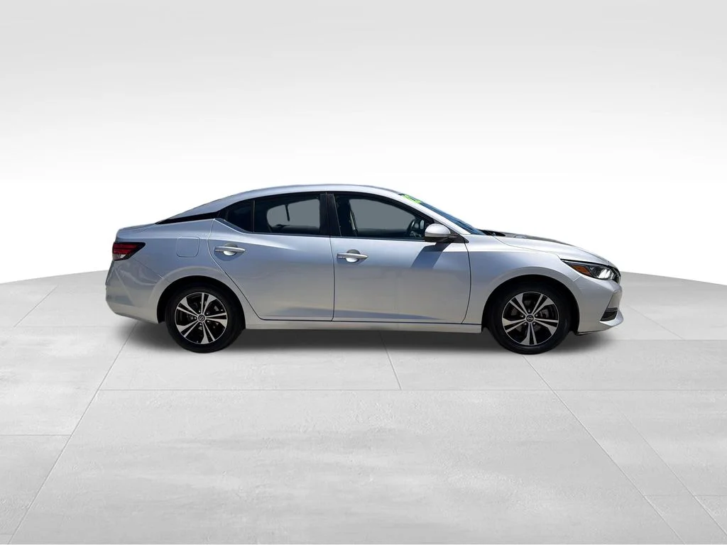 Used 2022 Silver Nissan SV image 12