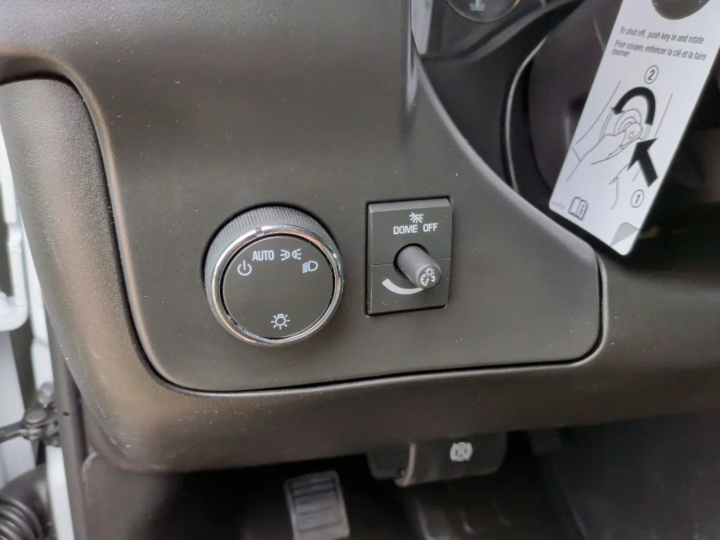 2025 Chevrolet Express Cargo Work Van - Photo 16