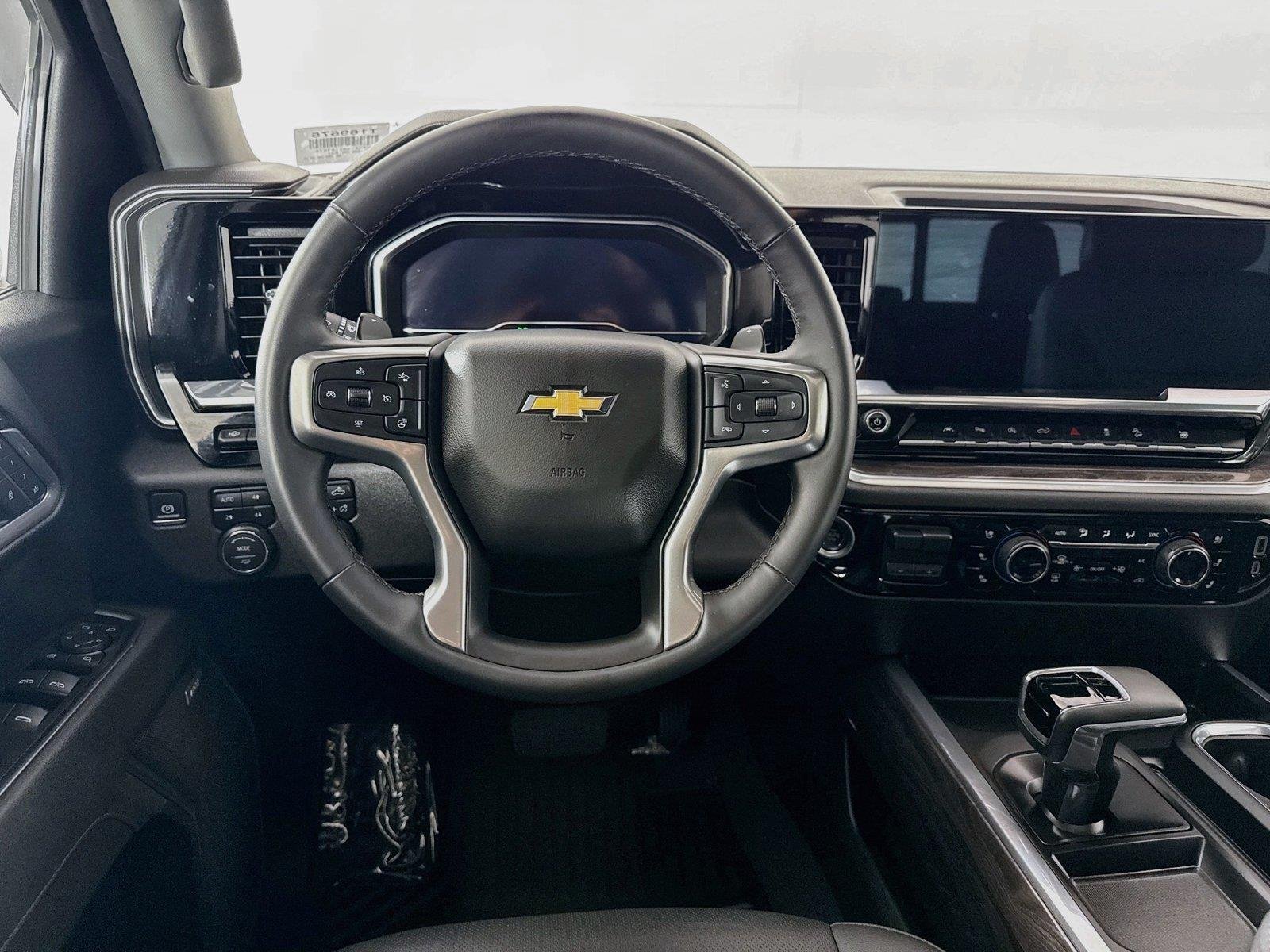 Used 2025 Black Chevrolet LTZ image 33