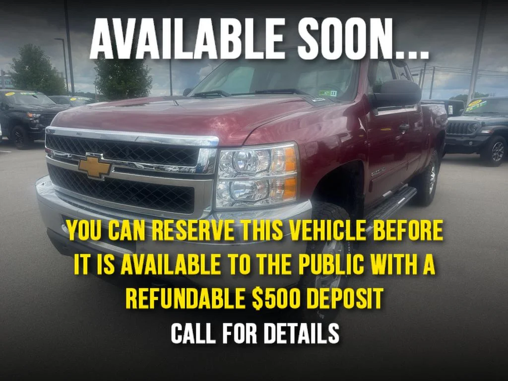 Used 2013 Deep Ruby Metallic Chevrolet LT image 1