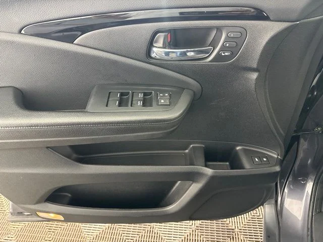 Used 2021 Gray Honda Elite image 23