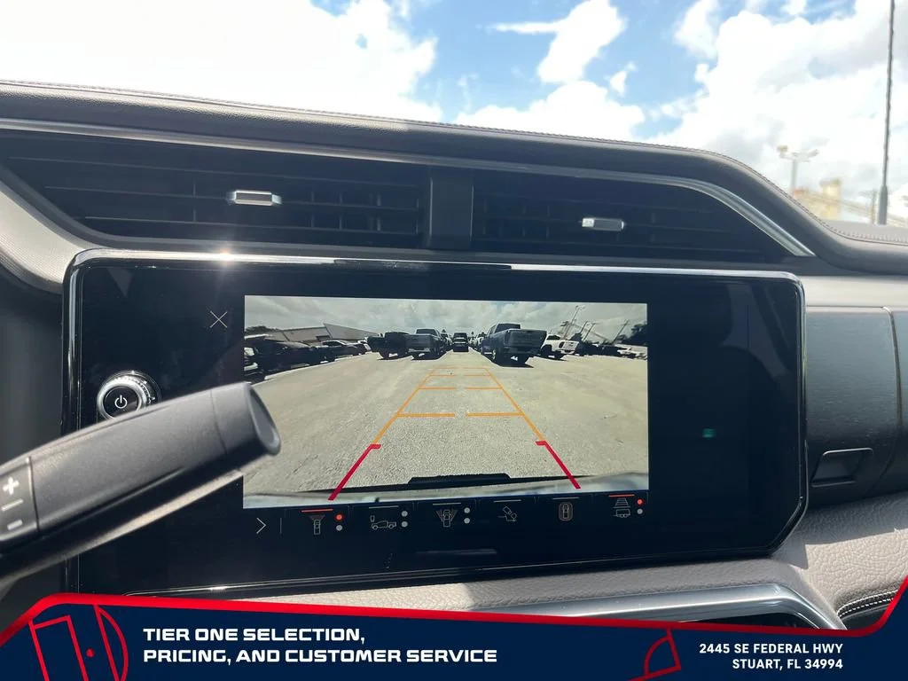 Used 2026 Onyx Black GMC Denali image 32