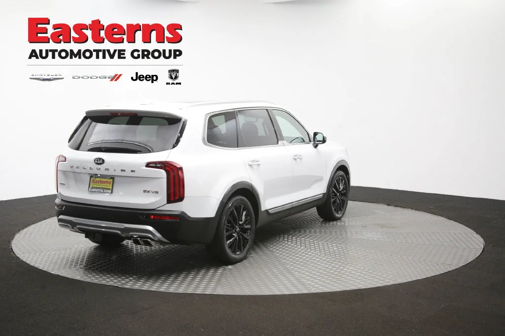 Used 2020 White Kia SX image 47