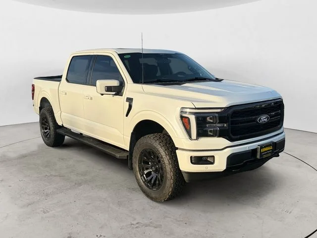 Used 2025 White Ford Lariat image 3
