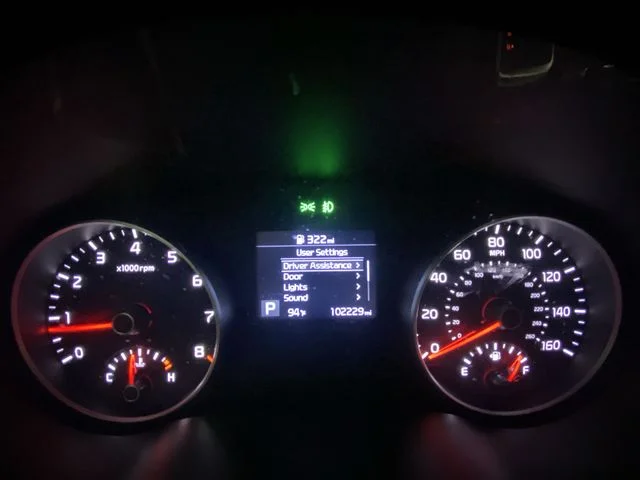Used 2022 White Kia EX image 15