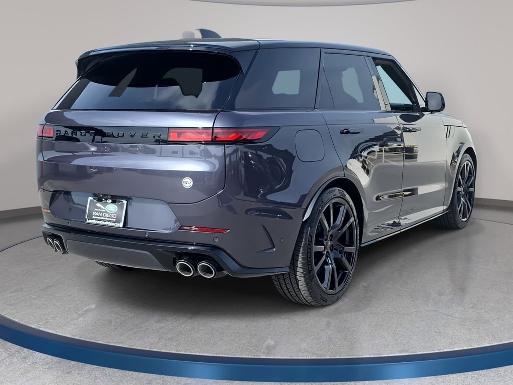 New 2026 Amethyst Grey Purple in Gloss finish Land Rover SV image 5