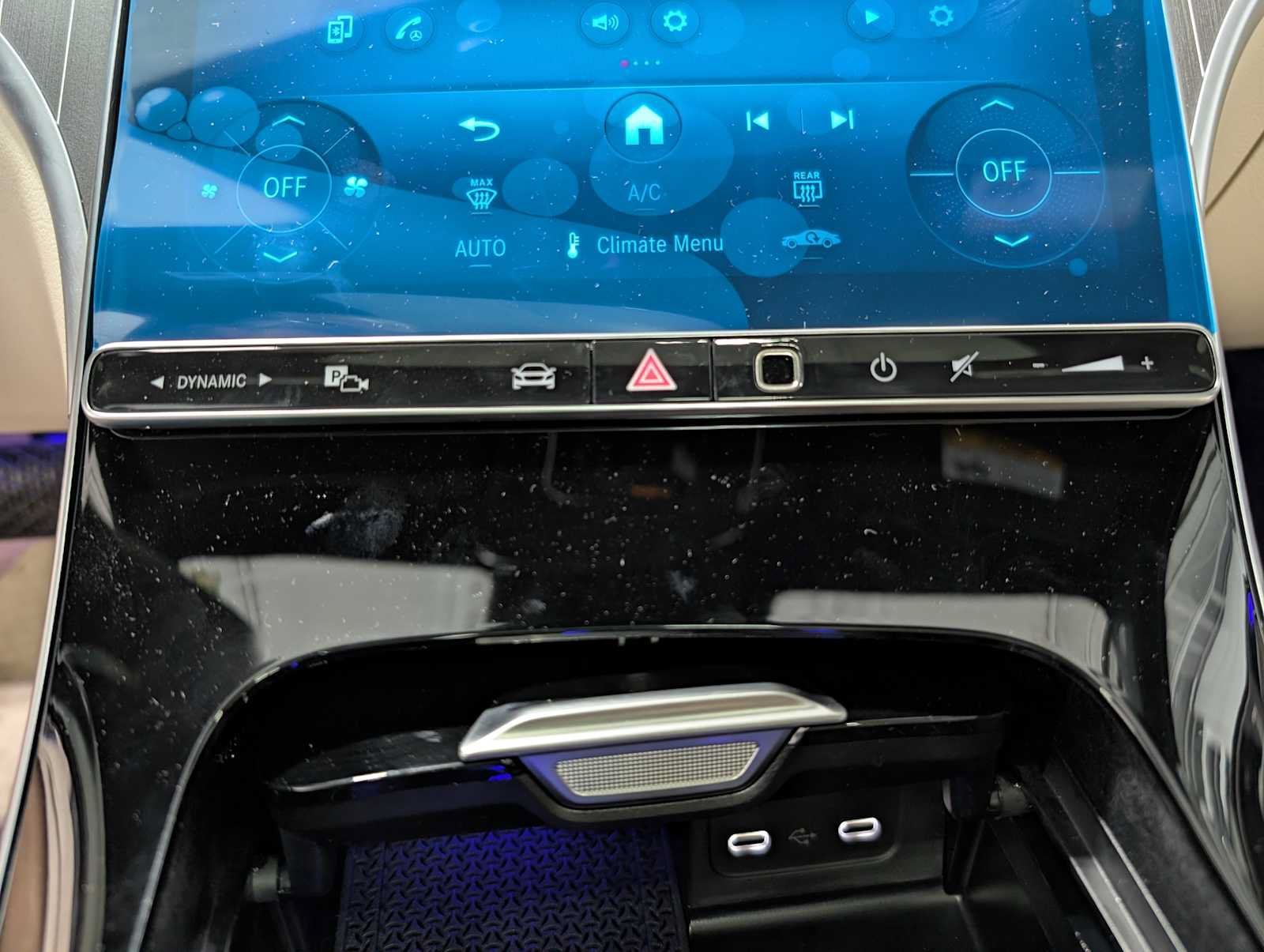 New 2026 Twilight Blue Metallic Mercedes-Benz C 300 image 27
