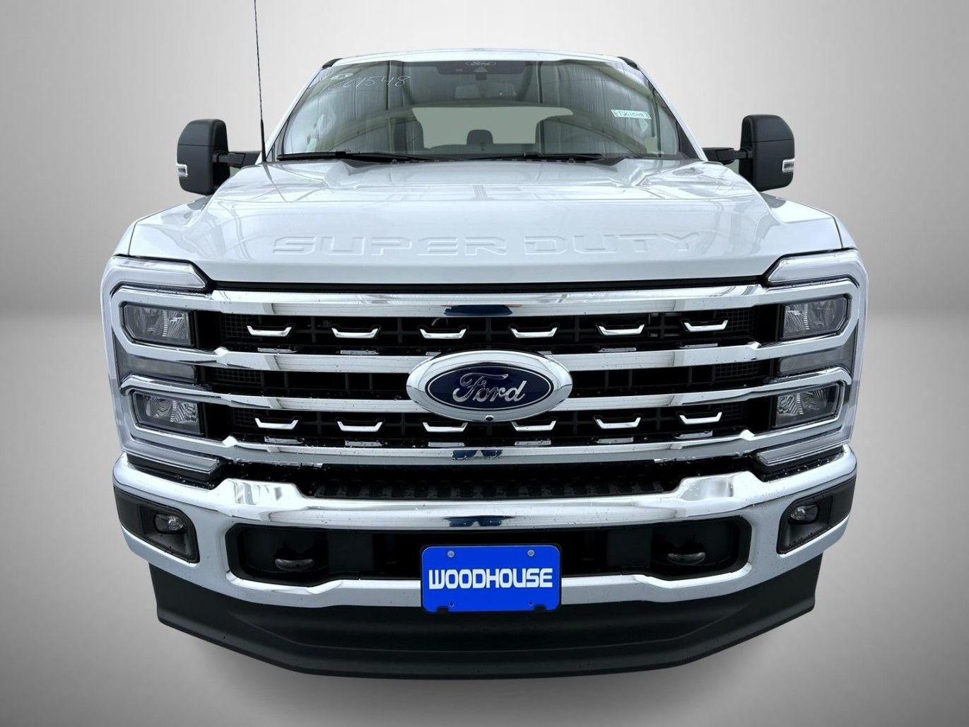 New 2026 Oxford White Ford XLT image 2