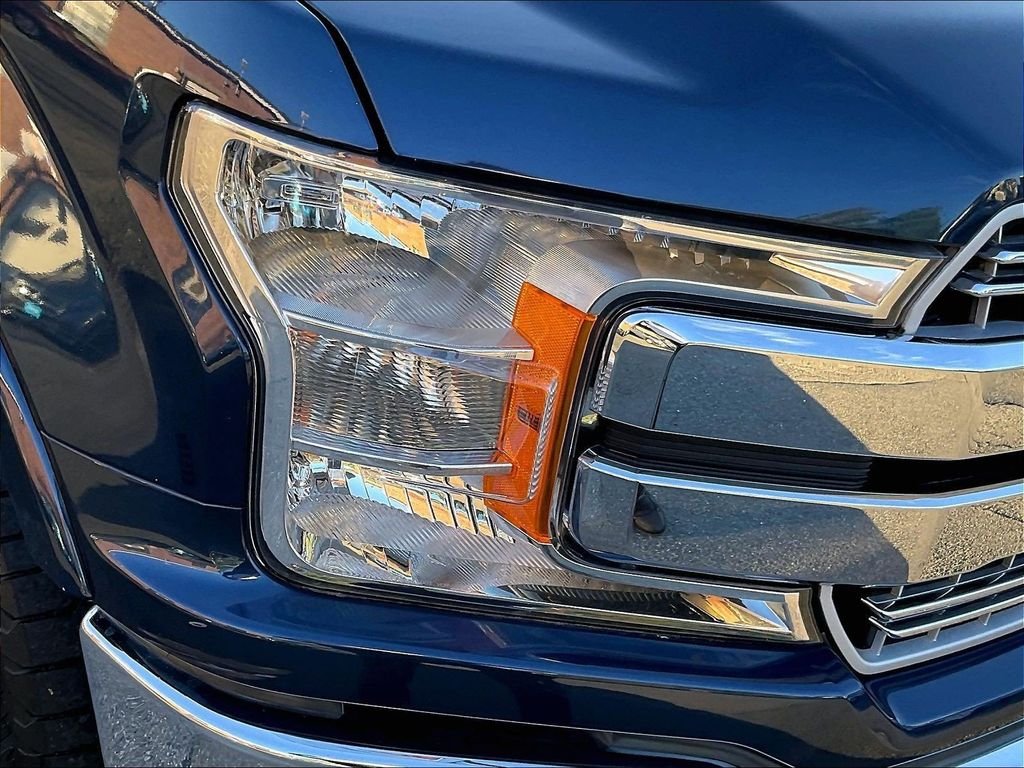 Used 2020 Blue Ford Lariat image 34