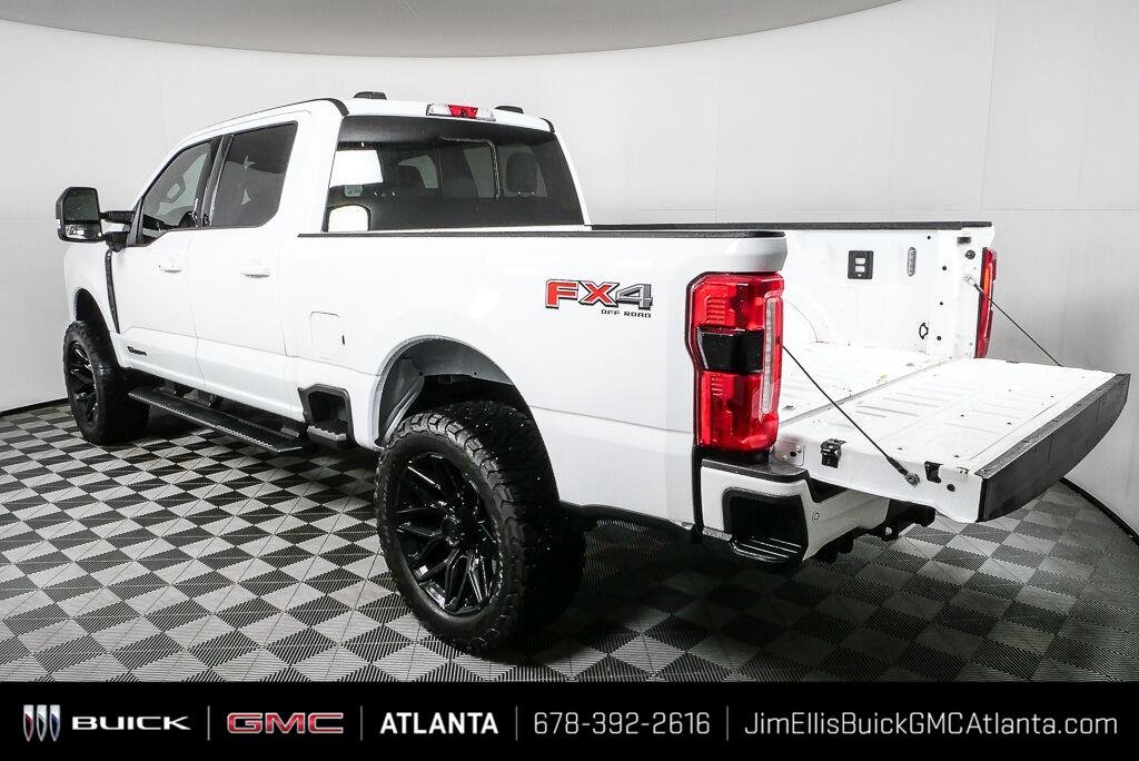 Used 2024 Oxford White Ford XLT image 31