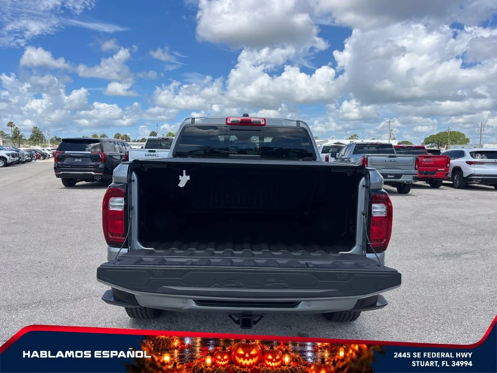 New 2026 Sterling Metallic GMC Elevation image 16