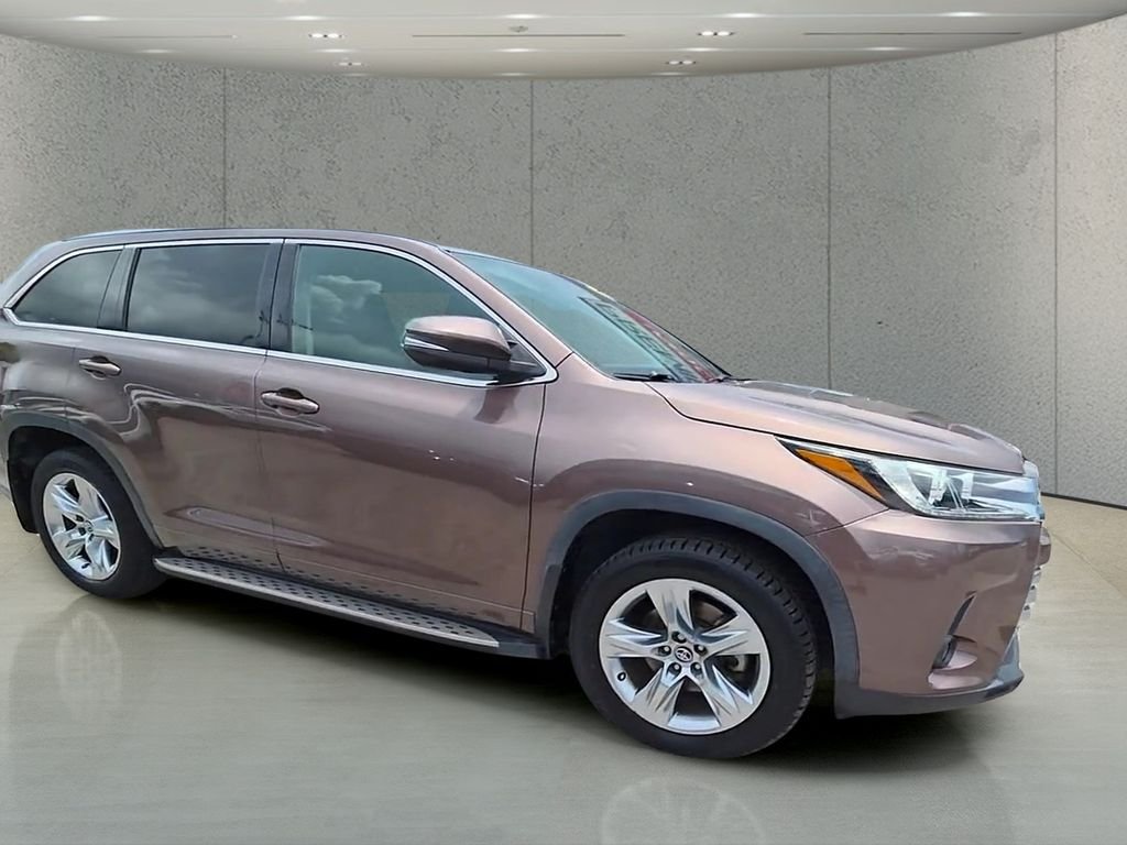 Used 2019 Brown Toyota Limited image 37
