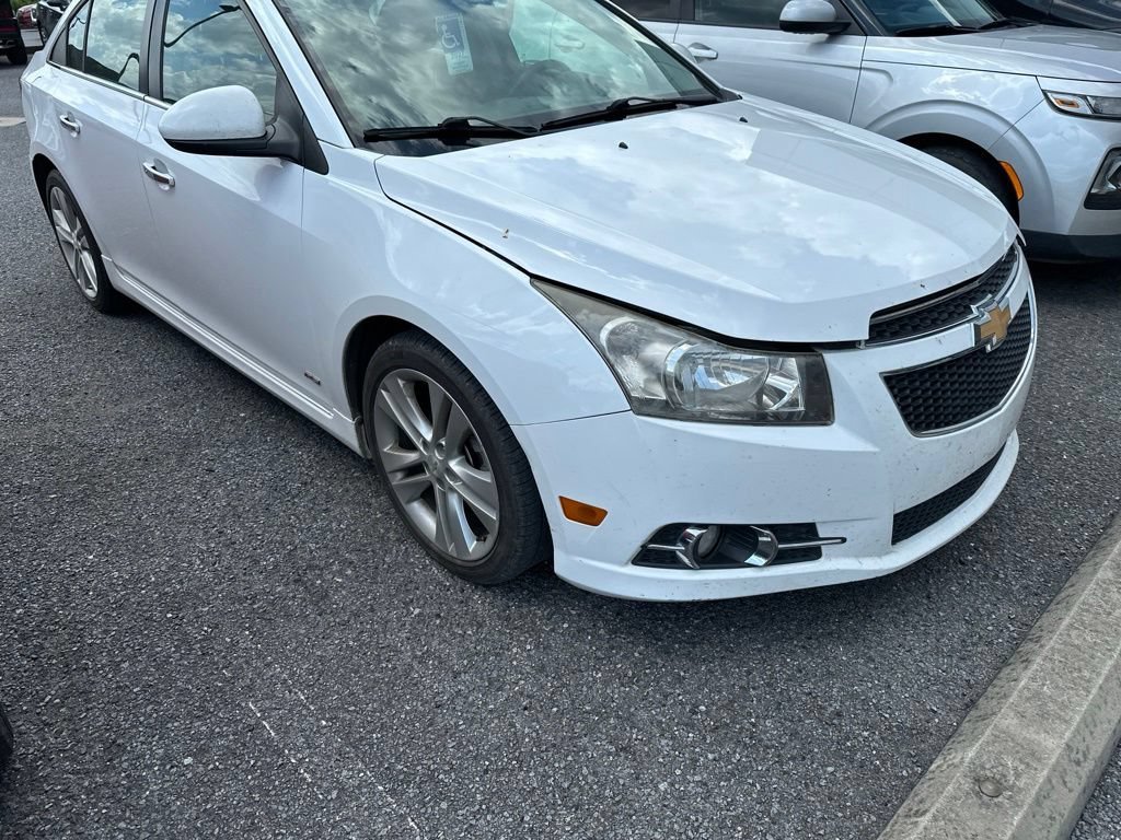 Used 2014 Summit White Chevrolet LTZ image 4