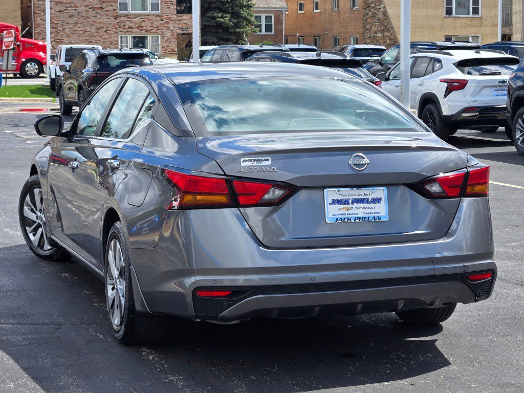 2024 Nissan Altima S - Photo 13