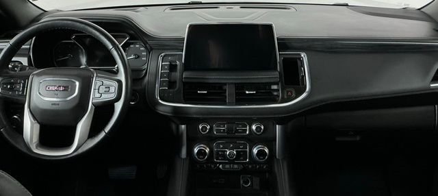 Used 2021 White Frost Tricoat GMC SLT image 24