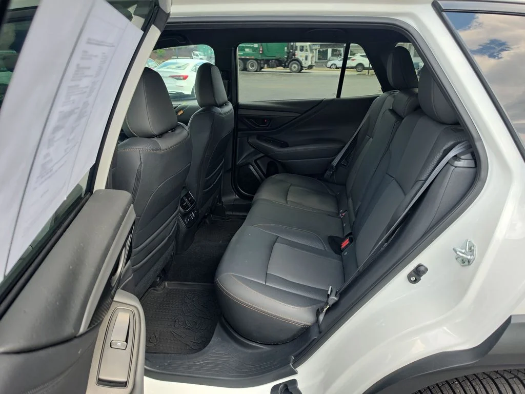 Used 2025 White Subaru Wilderness image 11