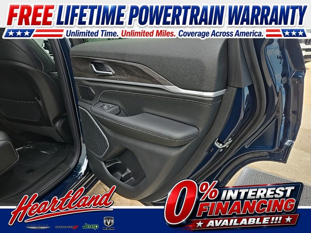 New 2026 Fathom Blue Pearl-Coat Exterior Paint Jeep Limited Reserve image 83