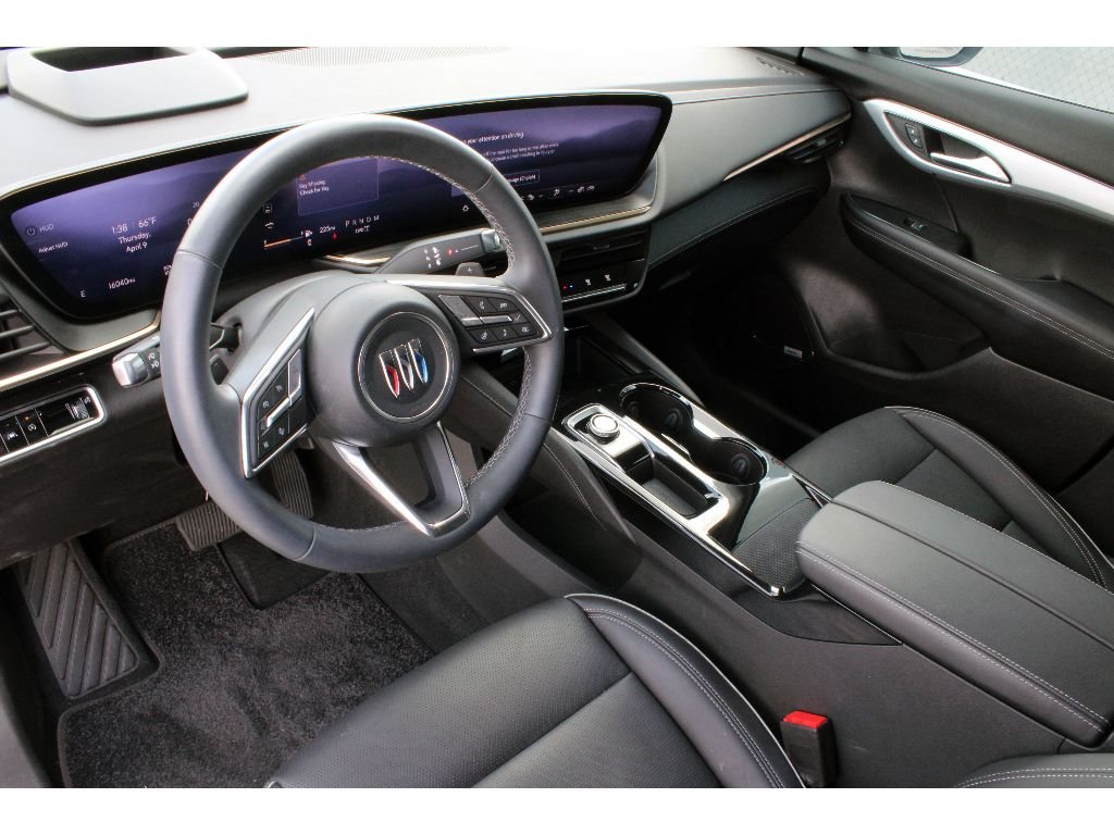 Used 2024 White Frost Tricoat Buick Avenir image 5