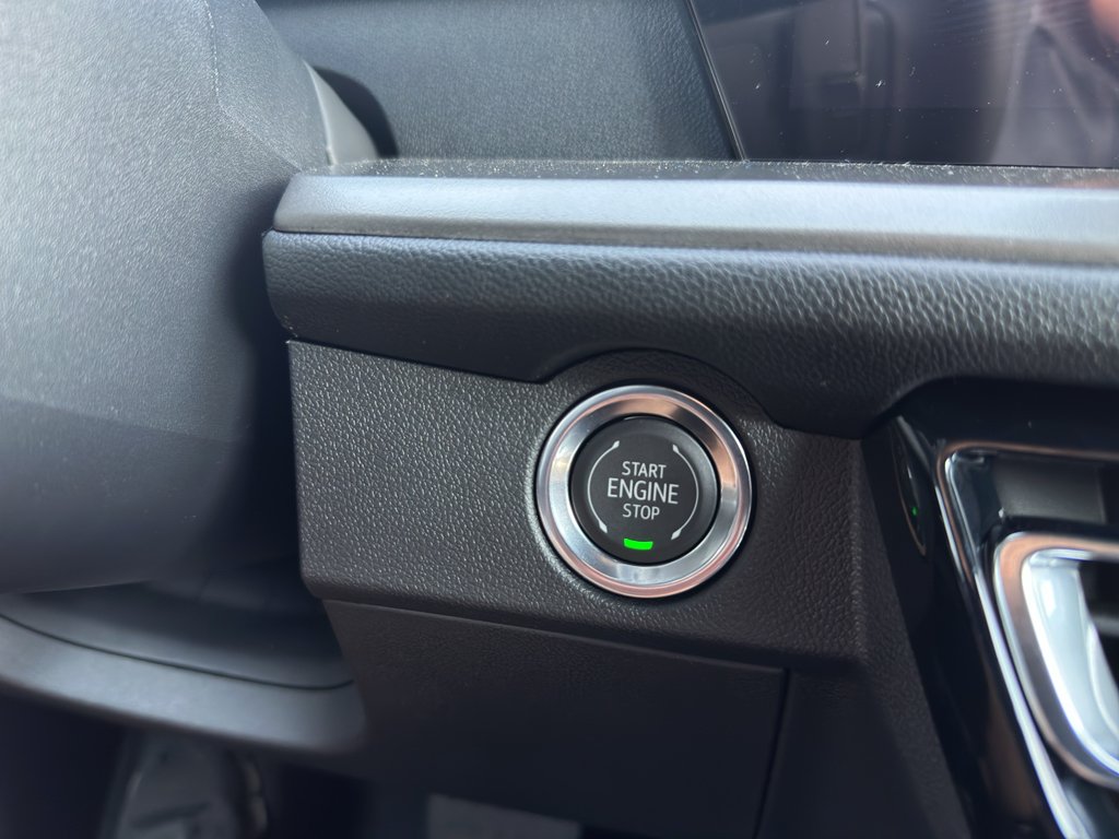2027 Chevrolet Traverse LT - Photo 19