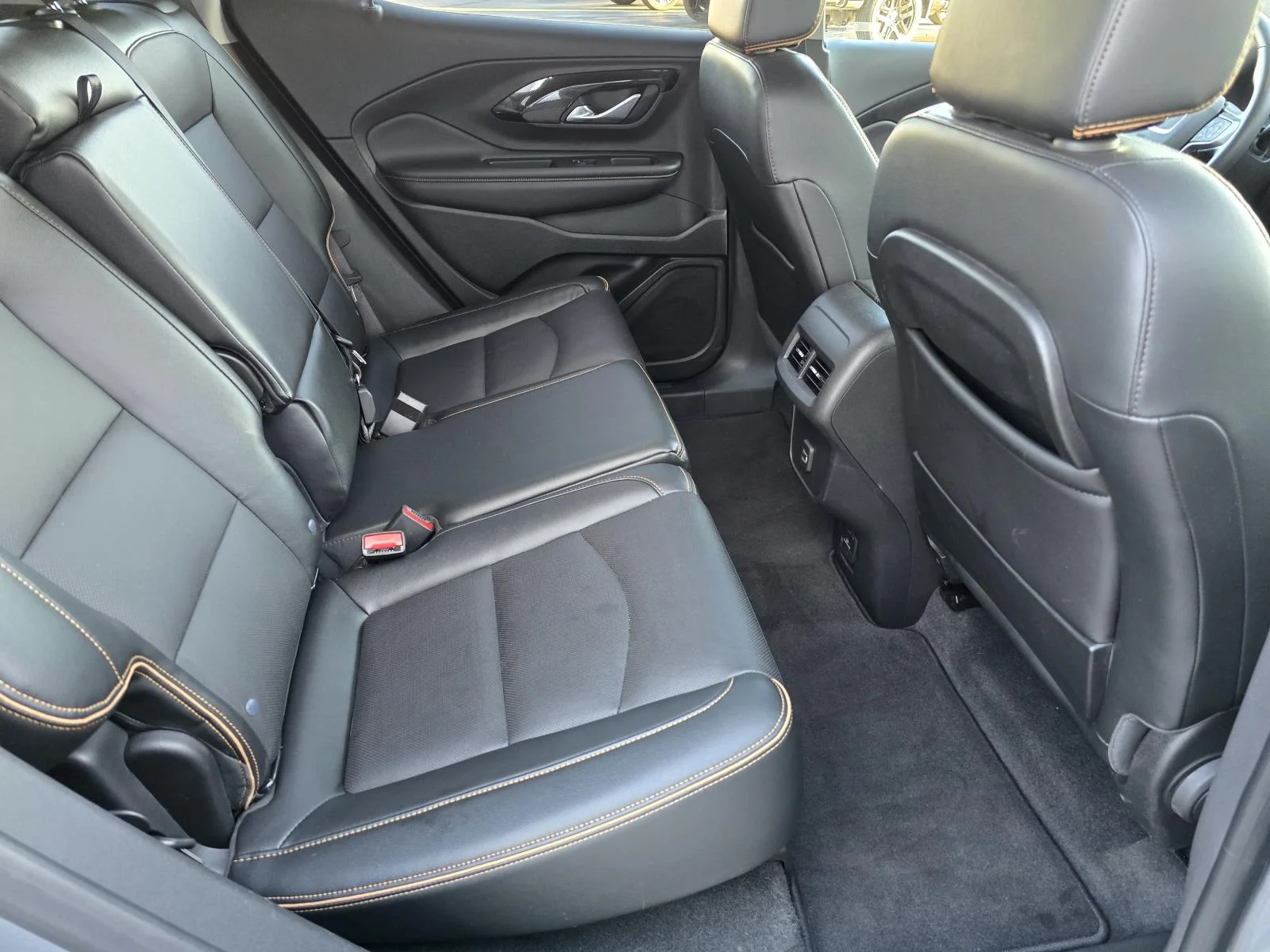 Certified Used 2024 Sterling Metallic GMC AT4 image 20