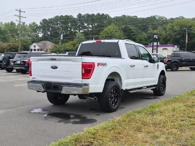 Used 2022 White Ford XLT image 13