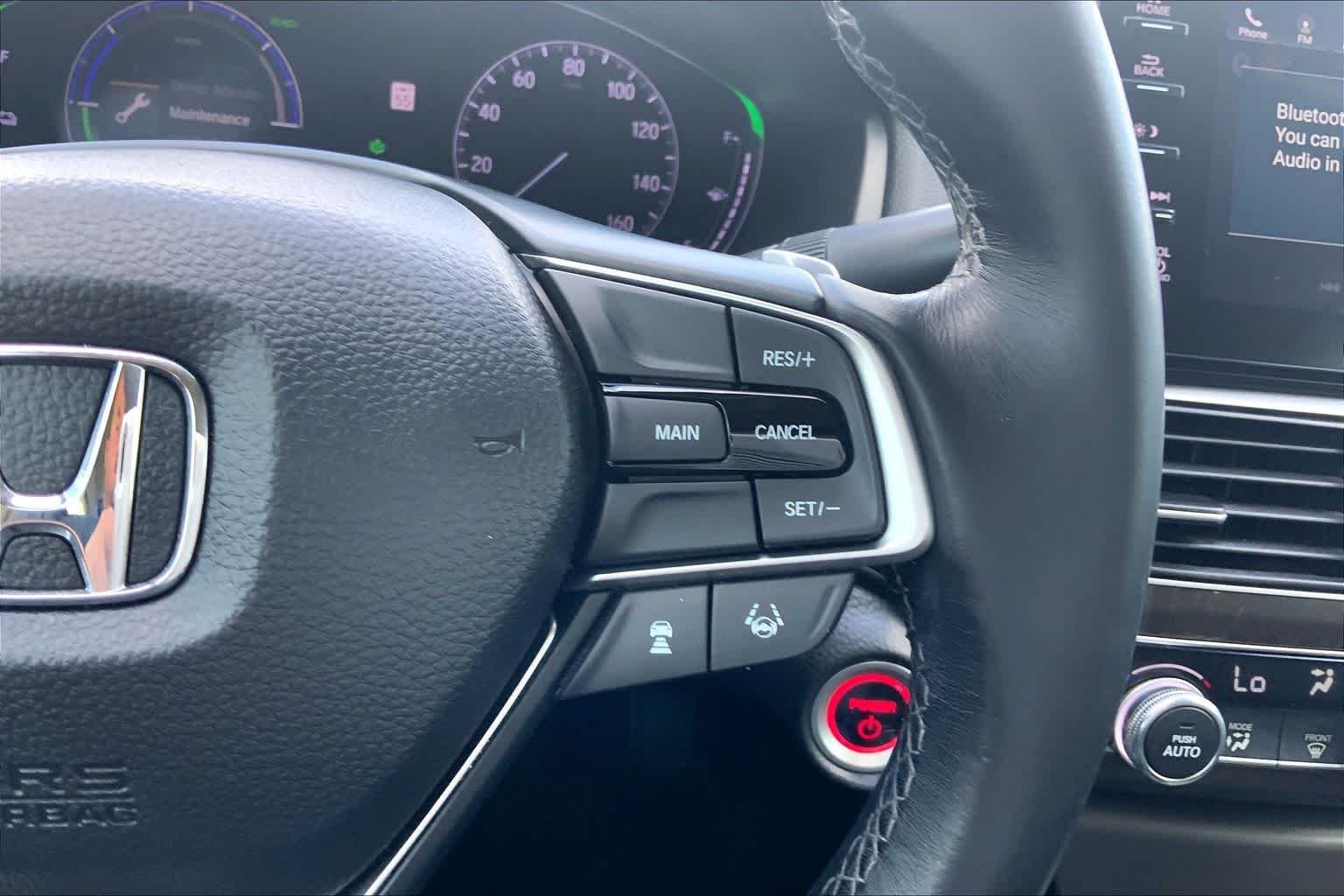 Used 2019 Lunar Silver Metallic Honda EX-L image 24
