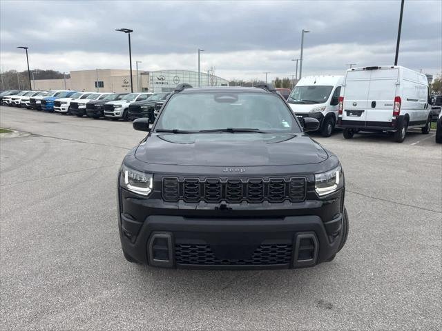 New 2026 Diamond Black Crystal Pearl-Coat Exterior Paint Jeep Laredo image 3