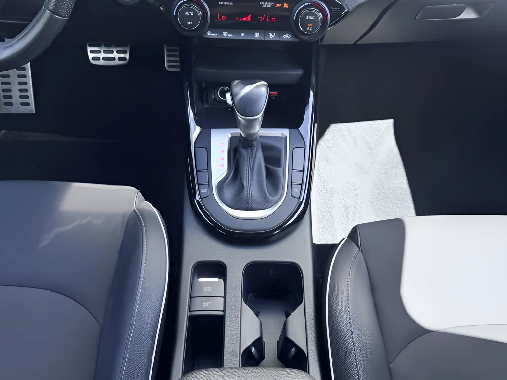 Used 2022 Gray Kia GT-Line image 19