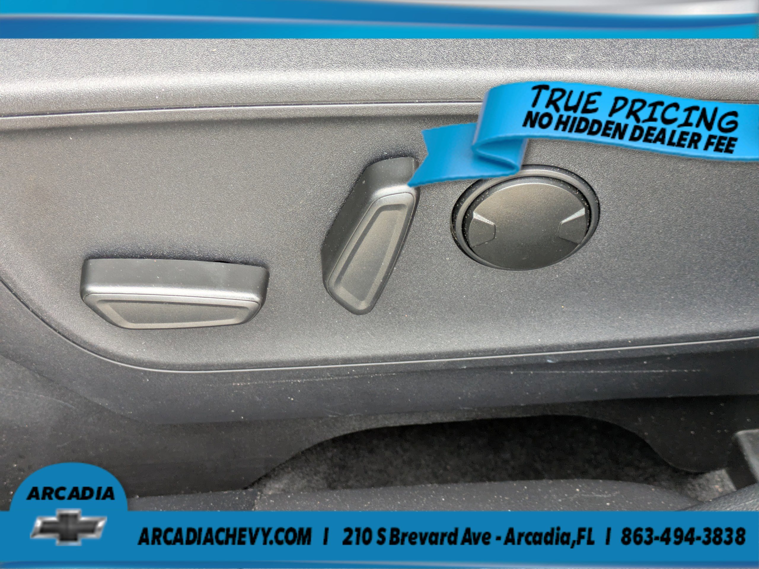 Used 2024  Ford Big Bend image 19