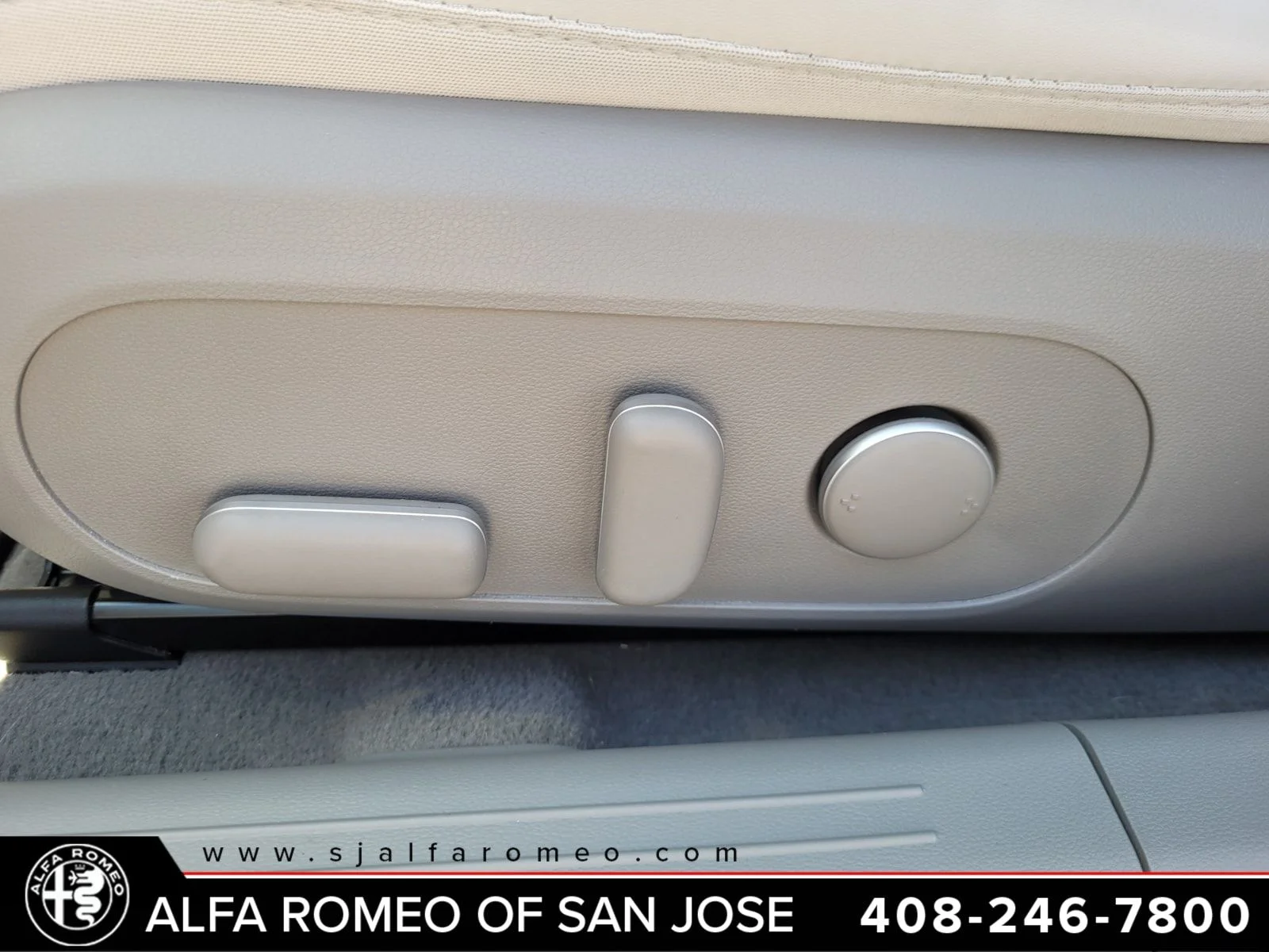 Used 2024 Black Hyundai SEL image 24
