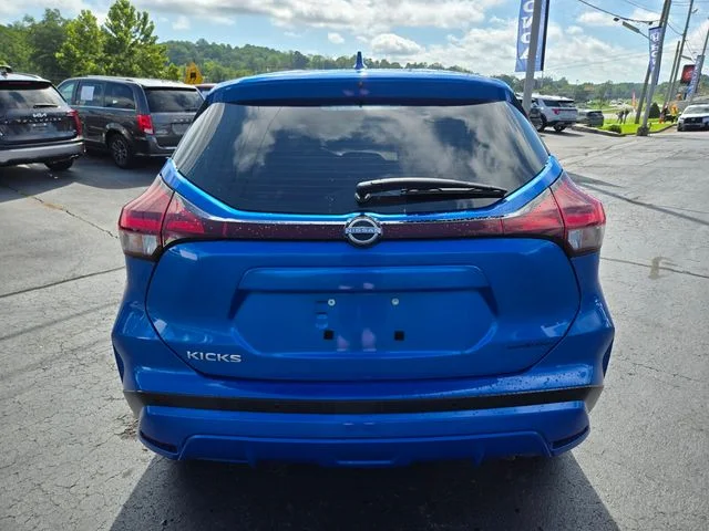 Used 2025 Blue Nissan S image 7