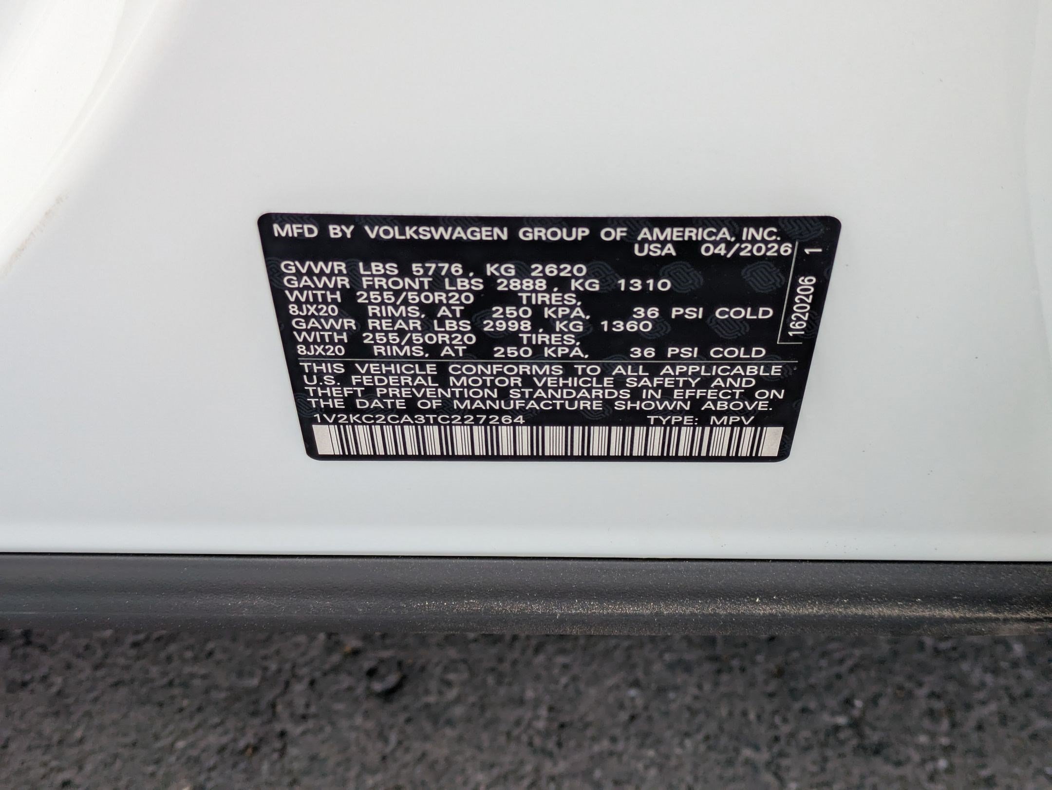 New 2026 Opal White Pearl Volkswagen 2.0T SE w/Technology image 16